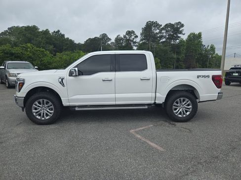 Used 2024 Ford F150 Lariat w/ FX4 Off-Road Package AWD/4WD image 2