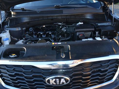 Used 2019 Kia Sorento LX w/ LX V6 Convenience Package image 32