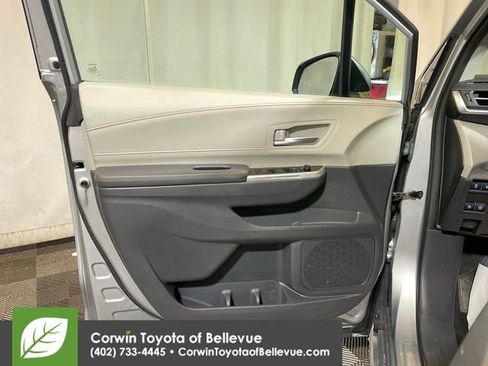 Certified 2024 Toyota Sienna XLE image 26