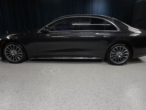 Certified 2026 Mercedes-Benz S 580e 4MATIC Sedan image 9
