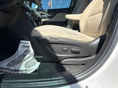 Used 2017 Buick Encore Premium w/ Experience Buick Package image 18