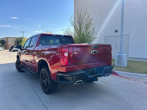 Used 2024 Chevrolet Silverado 1500 LT Trail Boss w/ Convenience Package II AWD/4WD image 8