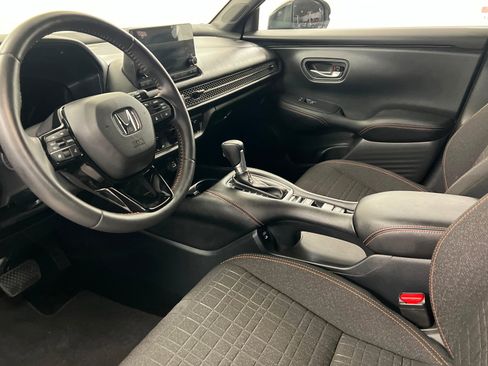 Used 2025 Honda HR-V Sport image 15