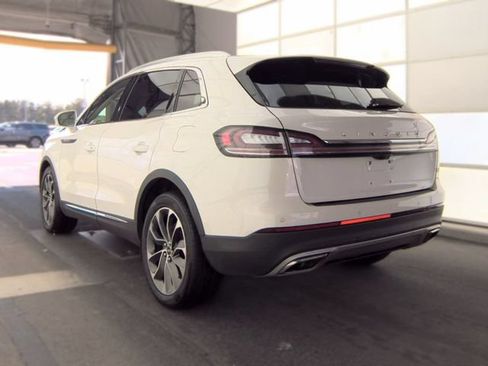 Used 2023 Lincoln Nautilus Reserve AWD/4WD image 6