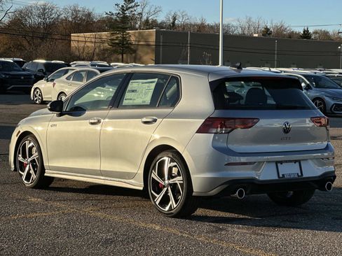 New 2026 Volkswagen GTI SE image 4