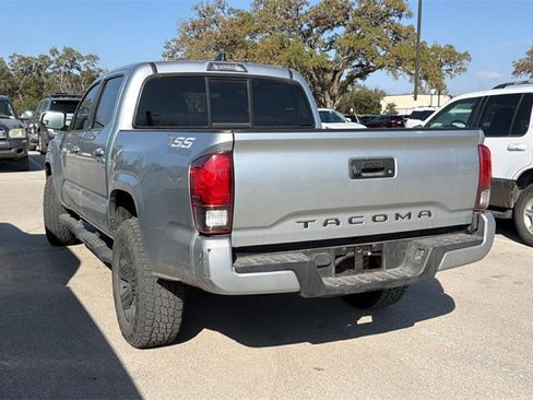 Used 2022 Toyota Tacoma SR w/ SR Convenience Package image 9