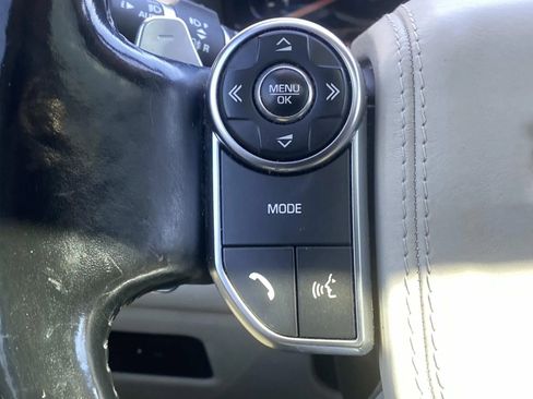 Used 2016 Land Rover Range Rover Autobiography image 22