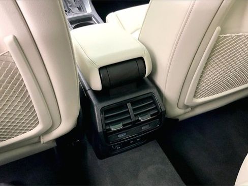 Certified 2024 Audi Q3 2.0T Premium Plus image 34