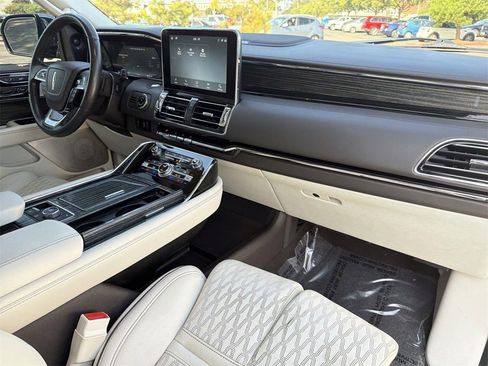Used 2021 Lincoln Navigator L Black Label w/ Cargo Convenience Package image 36