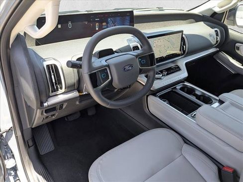 New 2026 Ford Expedition Active RWD image 5