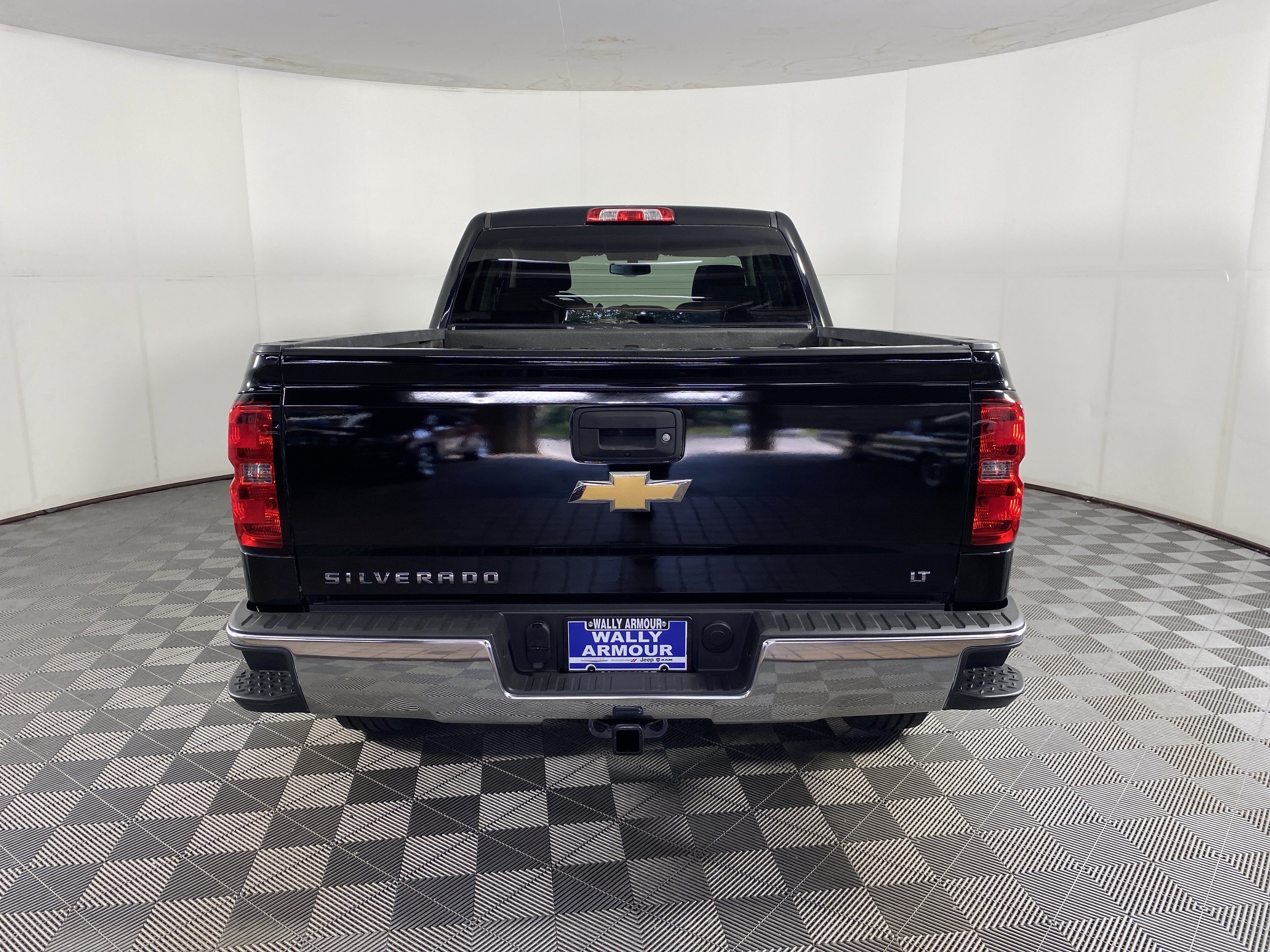 Used 2018 Chevrolet Silverado 1500 LT w/ All Star Edition AWD/4WD image 8
