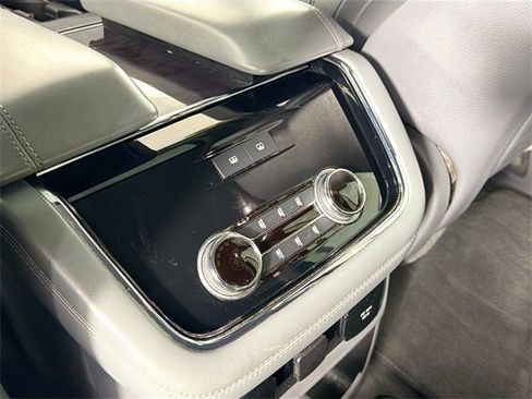 Used 2018 Lincoln Navigator Reserve w/ Technology Package image 27