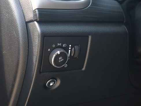 Used 2022 Jeep Grand Cherokee Laredo E AWD/4WD image 14