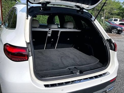 Used 2023 Mercedes-Benz GLC 300 4MATIC image 18