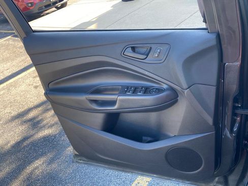 Used 2019 Ford Escape S FWD image 19