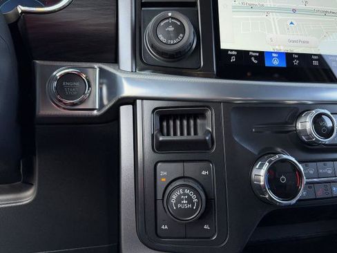 New 2025 Ford F150 Lariat w/ Equipment Group 501A Mid image 20