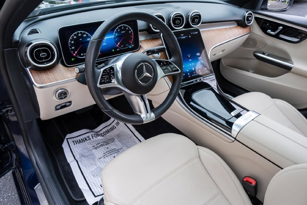 Used 2023 Mercedes-Benz C 300 4MATIC Sedan image 15