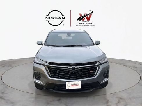 Used 2023 Chevrolet Traverse RS AWD/4WD image 5