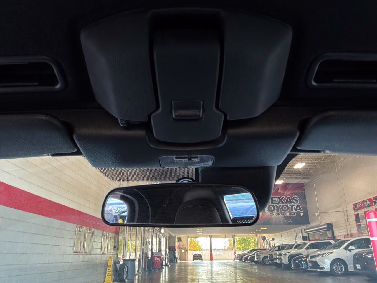 Used 2023 MAZDA MX-5 Miata Club RWD image 20