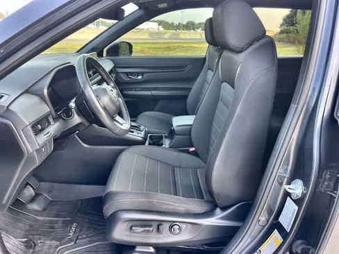 Certified 2025 Honda CR-V Sport image 11