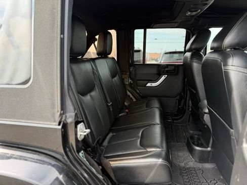 Used 2016 Jeep Wrangler Unlimited Rubicon AWD/4WD image 20