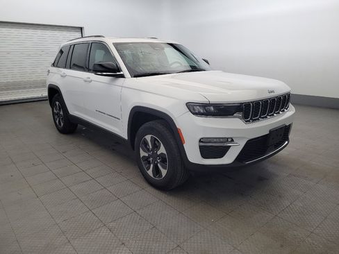 Used 2023 Jeep Grand Cherokee 4WD 4xe image 13