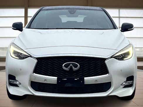 Used 2019 INFINITI QX30 Sport w/ Cargo Package image 3