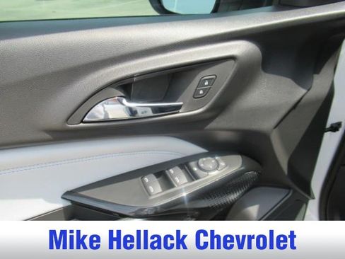 Used 2026 Chevrolet Trax LT w/ Driver Confidence Package FWD image 7