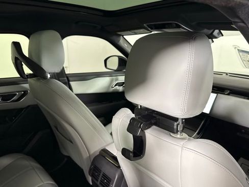 New 2026 Land Rover Range Rover Velar Dynamic SE image 26