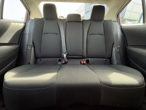 Used 2021 Toyota Corolla LE image 28