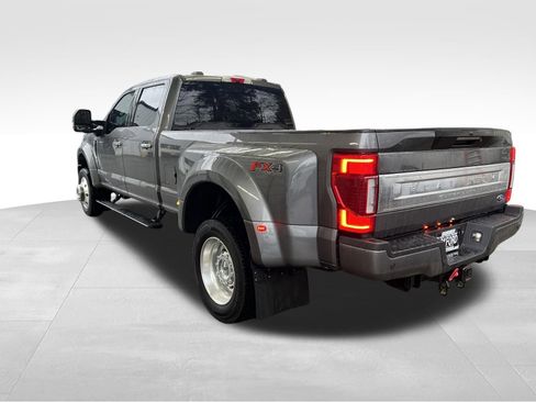 Used 2021 Ford F450 Platinum w/ FX4 Off-Road Package image 9