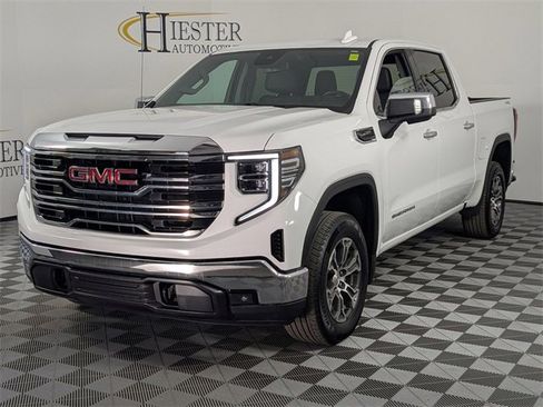 Used 2025 GMC Sierra 1500 SLT image 4