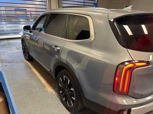 Used 2023 Kia Telluride SX Prestige AWD/4WD image 8