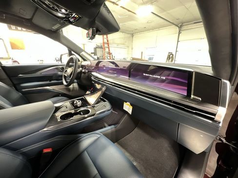 New 2025 Cadillac Escalade IQ Sport 2 image 29