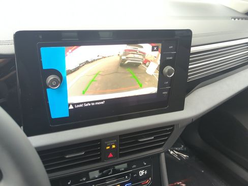 New 2026 Volkswagen Jetta SE image 27