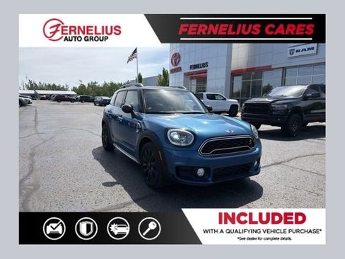 Used 2017 MINI Cooper Countryman S FWD image 1