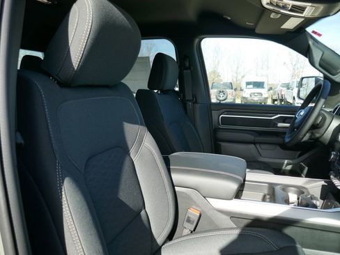 New 2026 RAM 1500 Big Horn AWD/4WD image 13