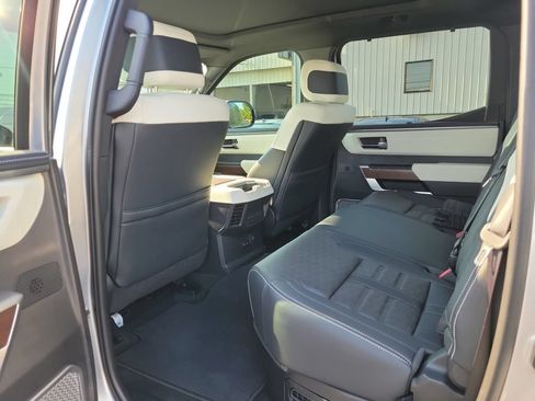 Used 2024 Toyota Tundra Capstone AWD/4WD image 15