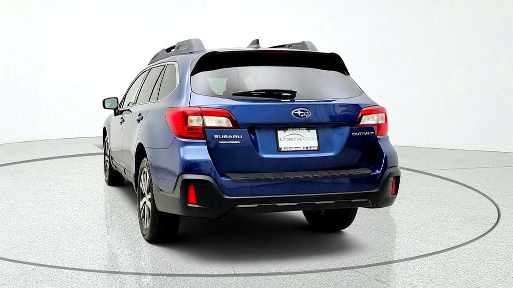 Used 2019 Subaru Outback 2.5i Limited AWD/4WD image 6