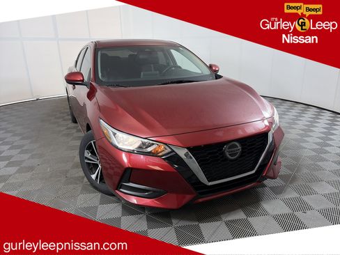 Used 2021 Nissan Sentra SV image 1