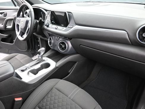 Used 2020 Chevrolet Blazer LT FWD image 24