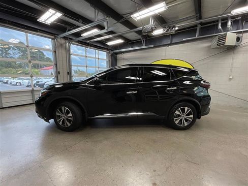 Used 2023 Nissan Murano S w/ Cargo Package AWD/4WD image 2