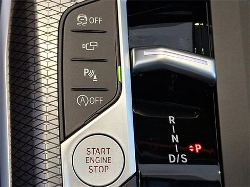 Certified 2025 BMW 330i xDrive Sedan w/ Premium Package image 19