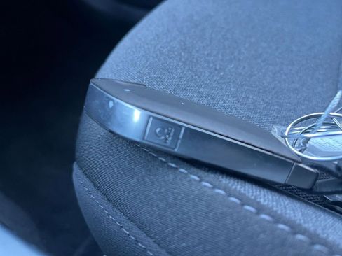 Used 2025 Kia K4 LXS image 23