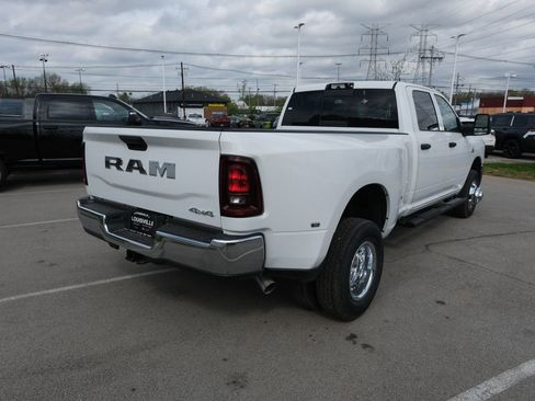 New 2026 RAM 3500 Tradesman AWD/4WD image 8