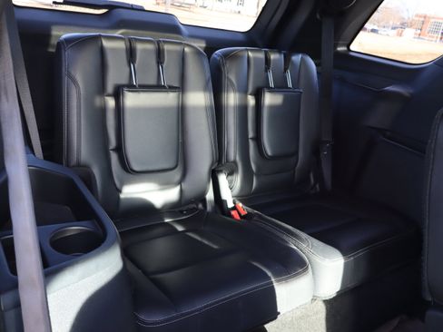 Used 2017 Ford Explorer Limited w/ Equipment Group 301A image 13
