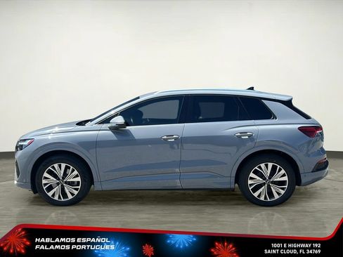 Used 2023 Audi Q4 e-tron Premium Plus w/ Premium Plus RWD image 3