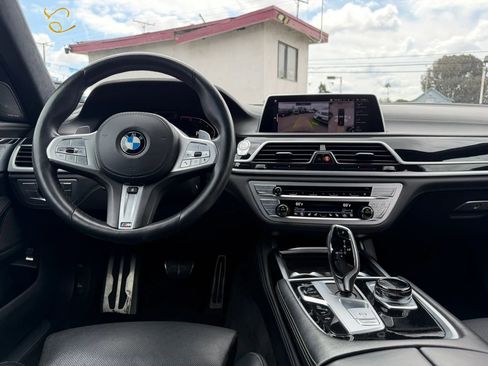 Used 2021 BMW 750i xDrive w/ Executive Package image 20