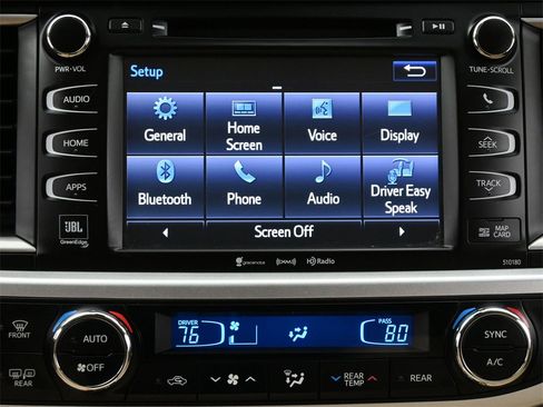 Used 2018 Toyota Highlander Limited image 11