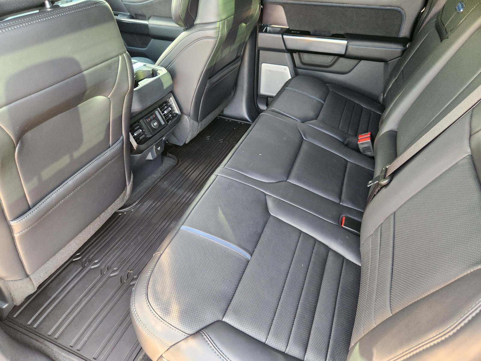 New 2026 Ford F250 Platinum AWD/4WD image 26